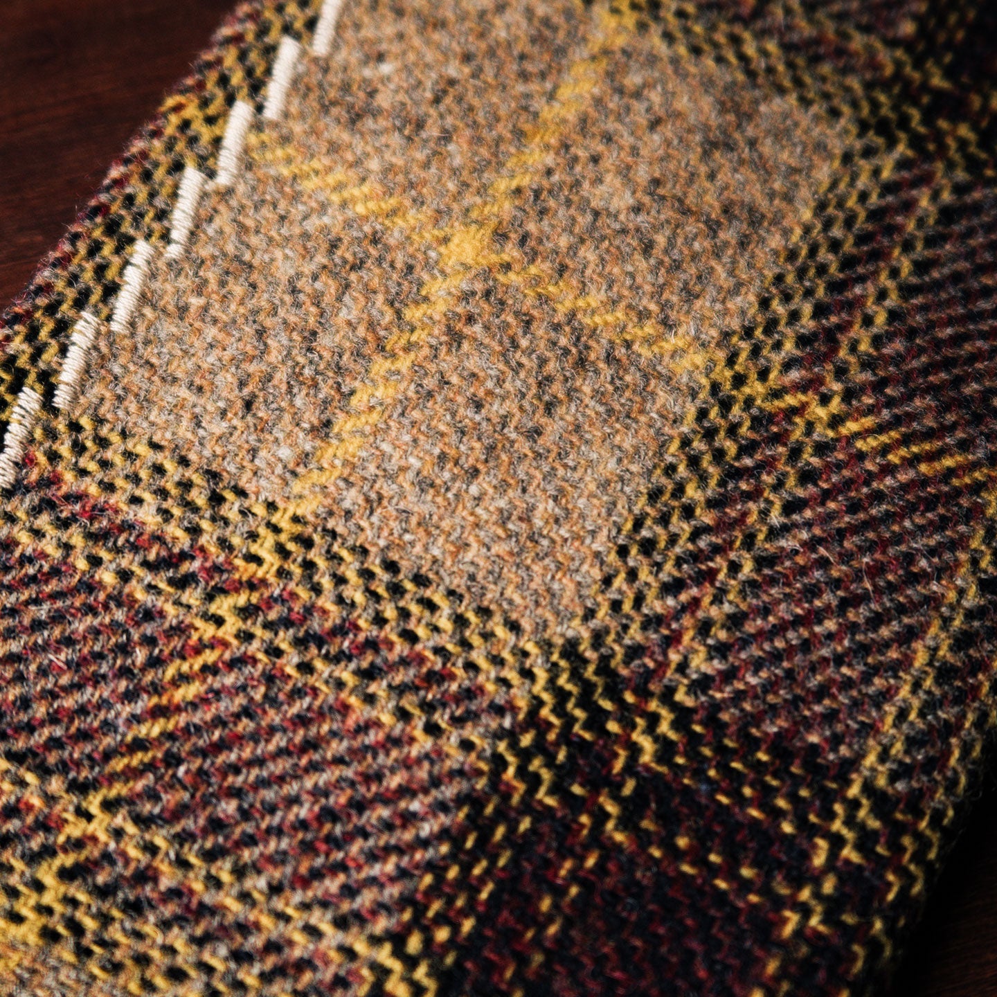 EDC Hank | Beige/Gelb/Lila kariert | Tweed | 100% Shetland Wolle