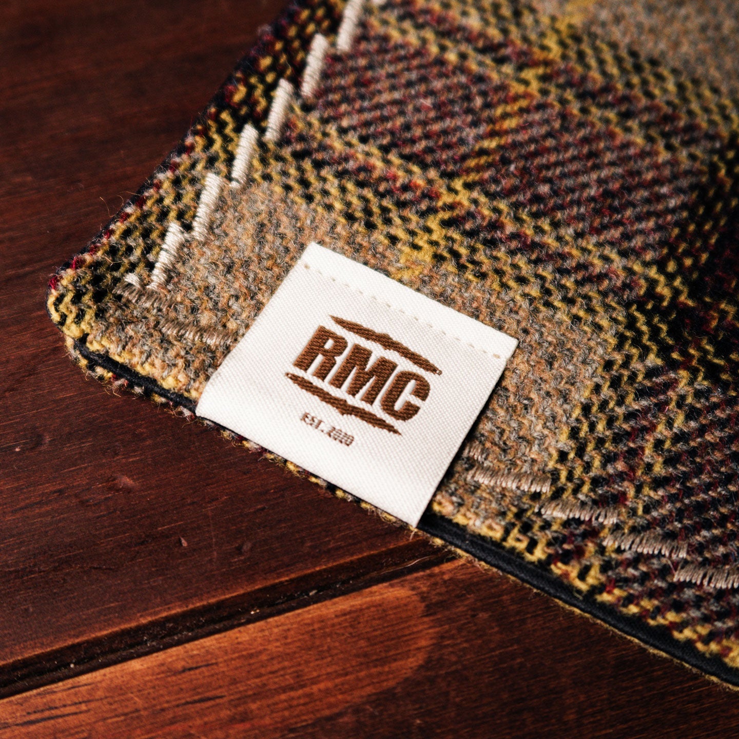 EDC Hank | Beige/Gelb/Lila kariert | Tweed | 100% Shetland Wolle