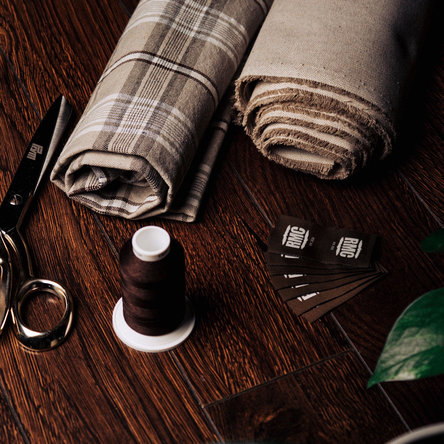 handkerchief | beige / brown checkered cotton / linen mix