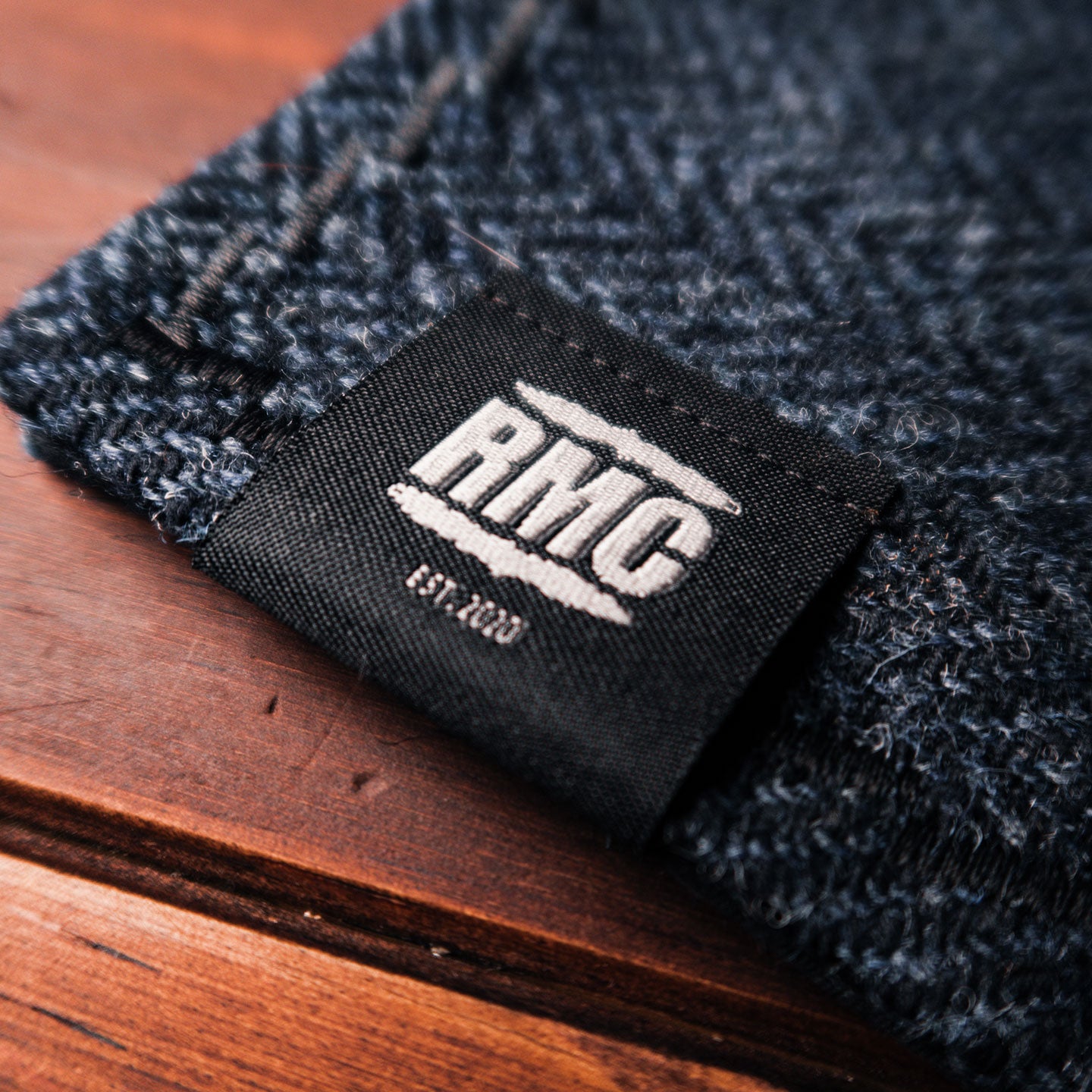 EDC Hank | Blau Fischgrät | Tweed | 100% Shetland Wolle