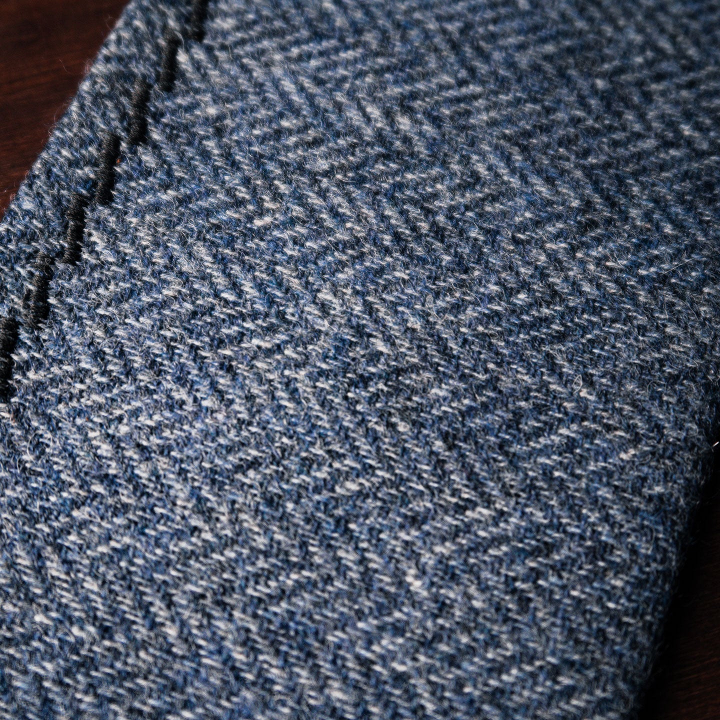 EDC Hank | Himmelblau Fischgrät | Tweed | 100% Shetland Wolle