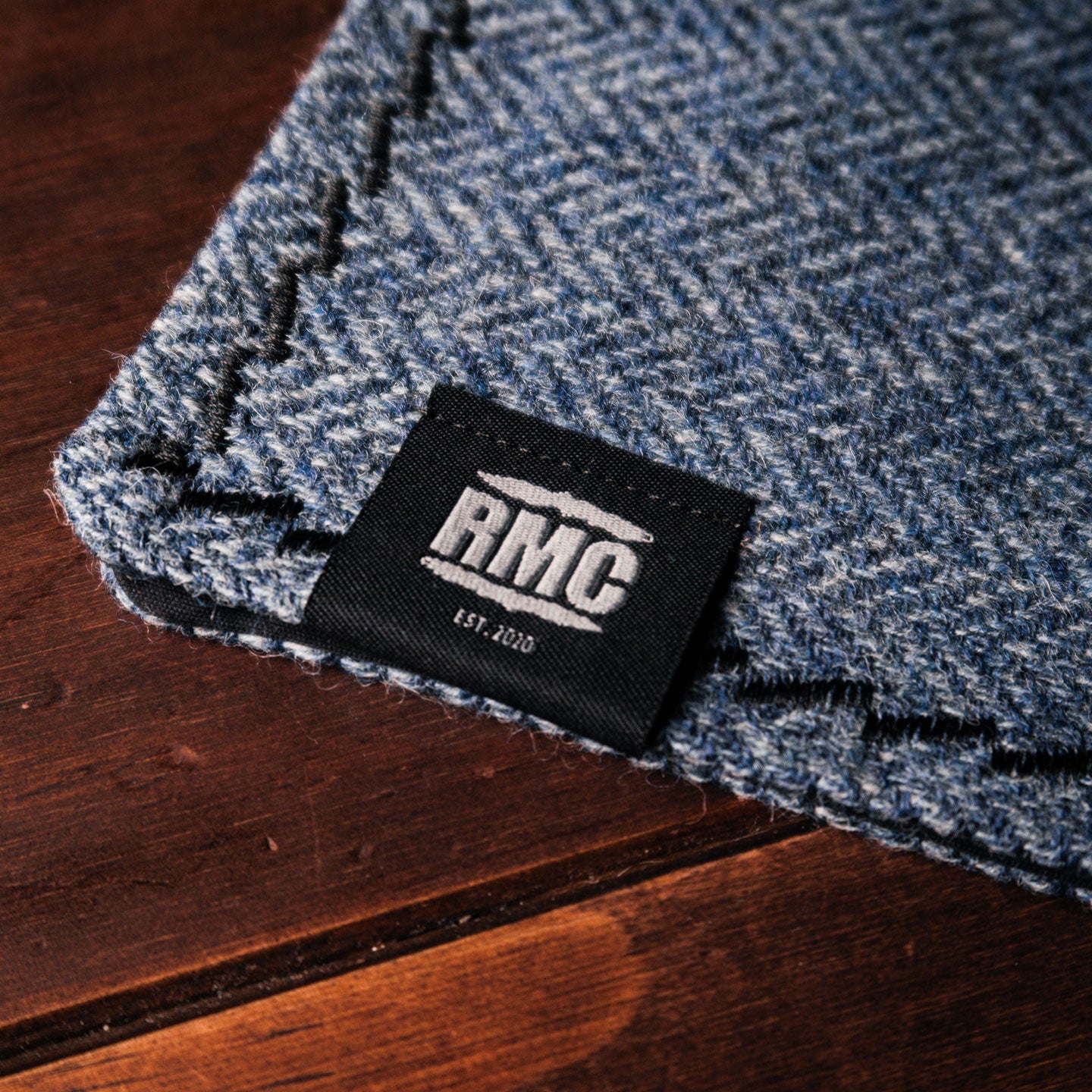 EDC Hank | Himmelblau Fischgrät | Tweed | 100% Shetland Wolle