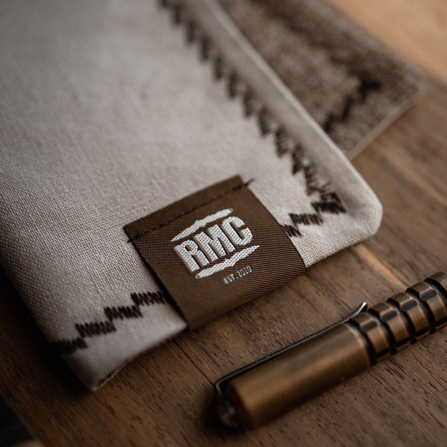 handkerchief | brown / beige woven