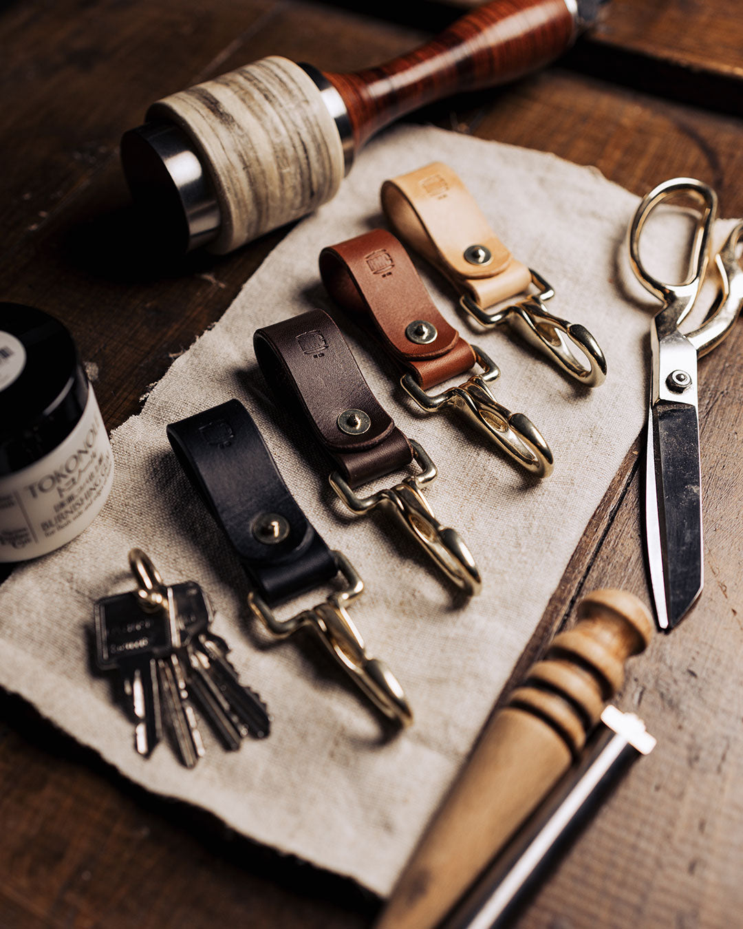 Belt Key Hanger | Black | Leather / Brass