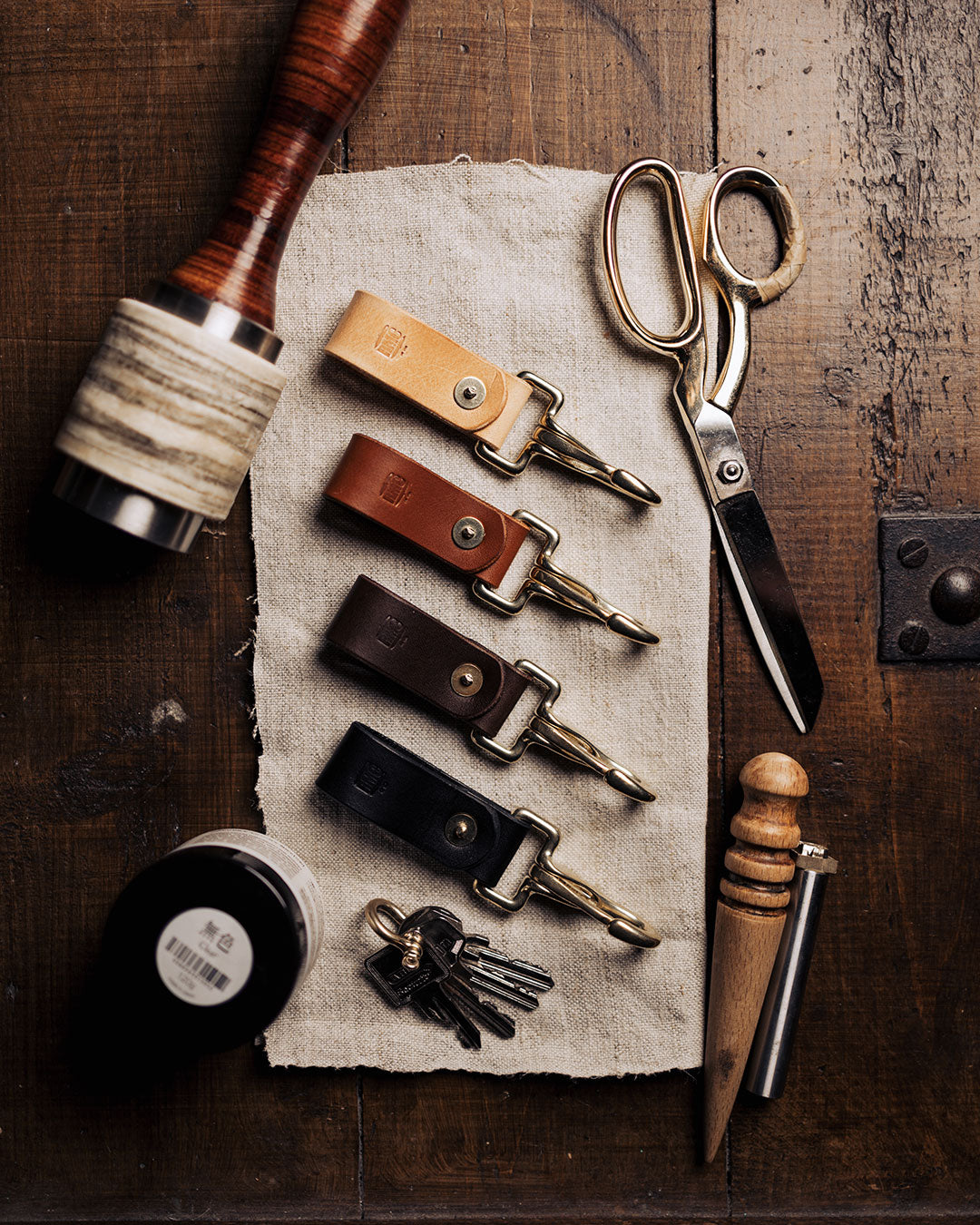 Belt Key Hanger | Black | Leather / Brass