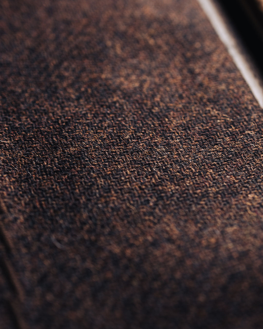 EDC Hank | Brown | Tweed | 100% Shetland Wool