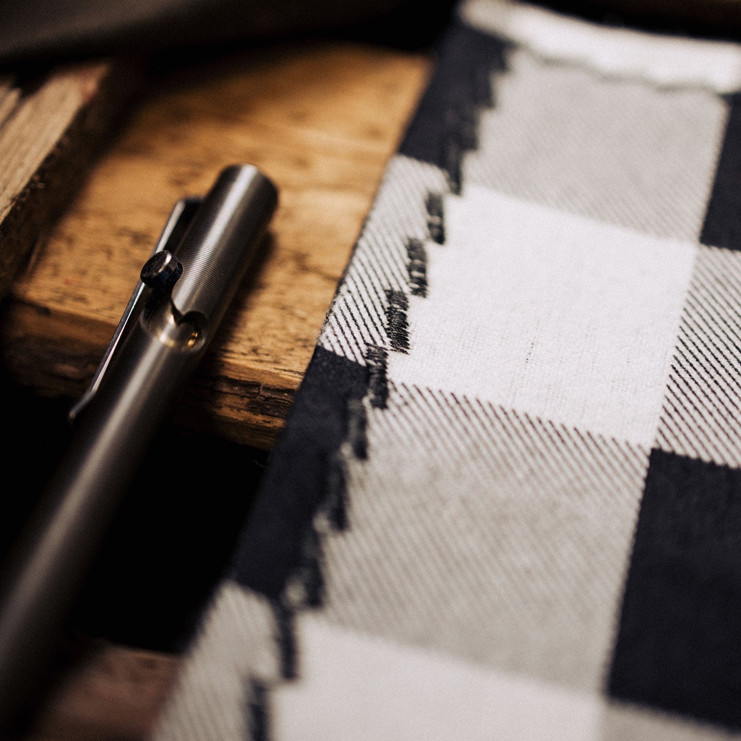 handkerchief | white / black lumberjack check | flannel